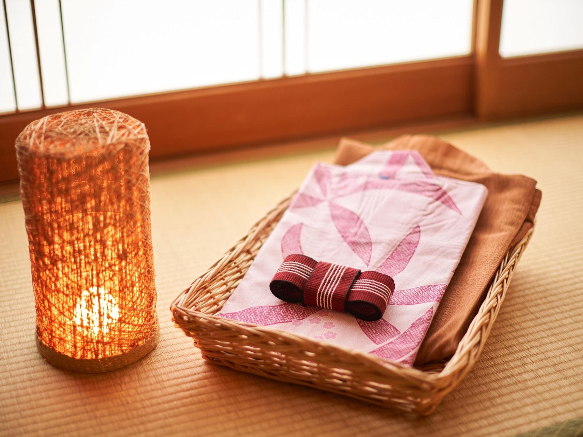 Hotel Ooedo Onsen Monogatari Enakyo Extérieur photo